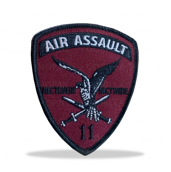 11 LMB Patch (Schildvorm, Burgundy Red)